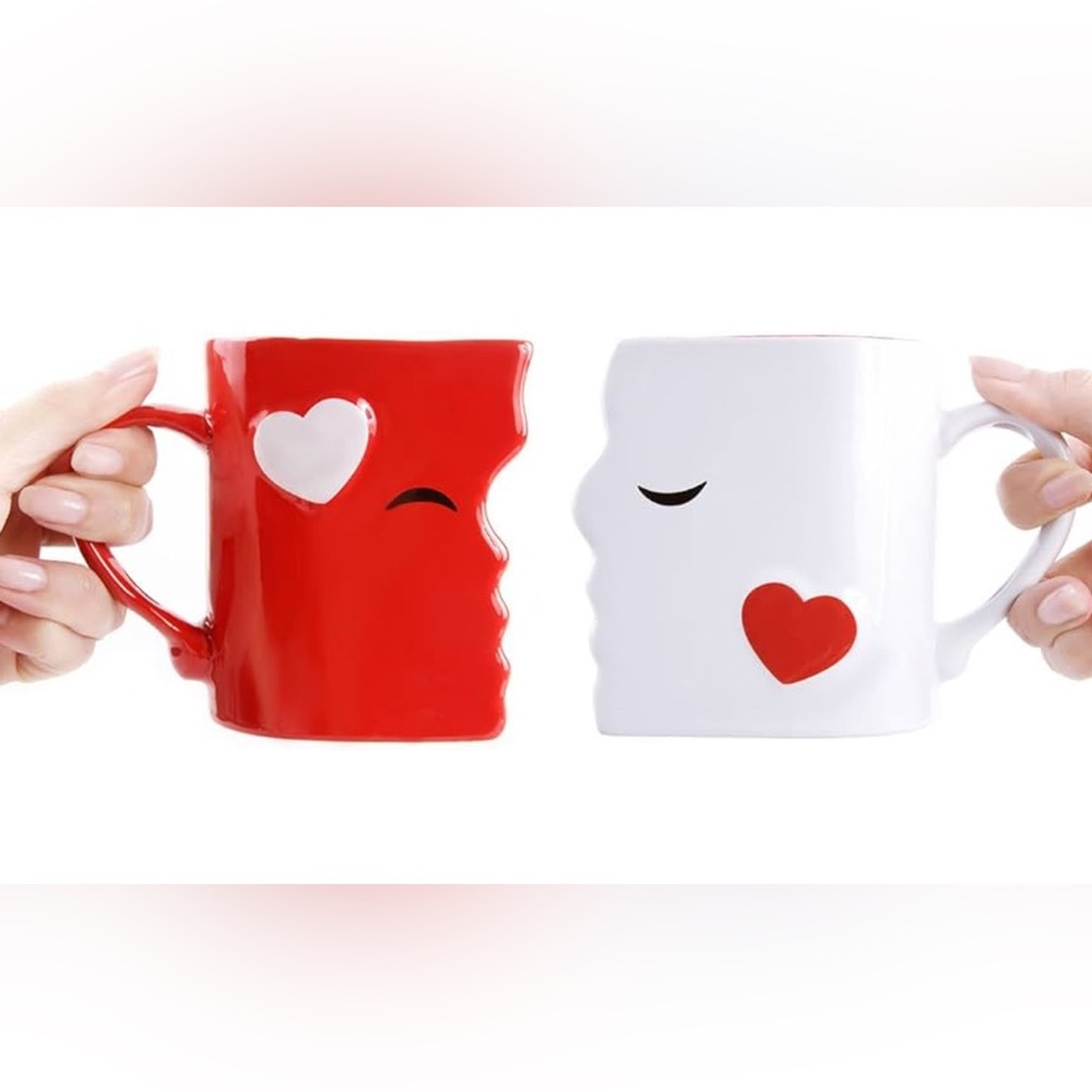 Blu Devil Kissing Mug Set